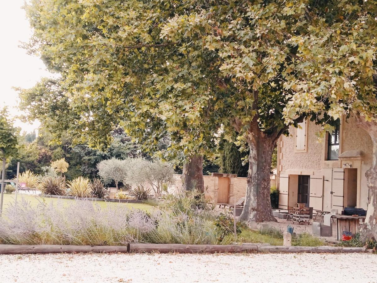 Gite Du Mas De La Finiere ,Avec Spa Interieur Chateaurenard Exterior photo