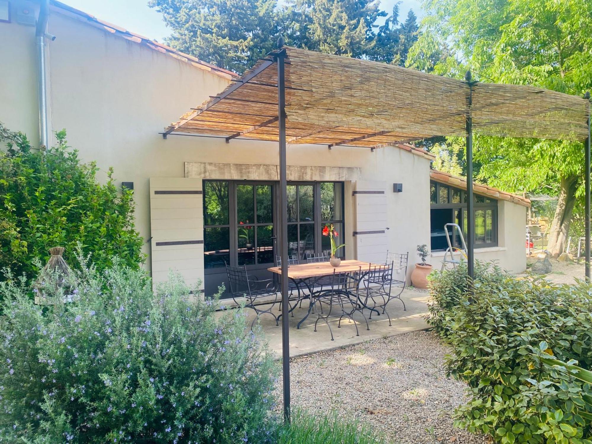 Gite Du Mas De La Finiere ,Avec Spa Interieur Chateaurenard Exterior photo